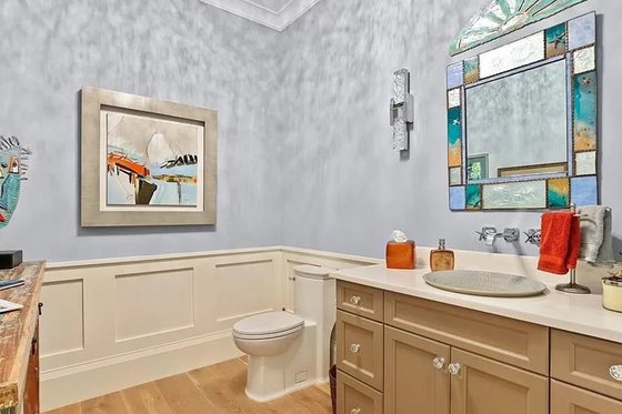 Interior - Bathroom 2 for Beach House Plan #548-60 - 4 bed, 4.5 bath
