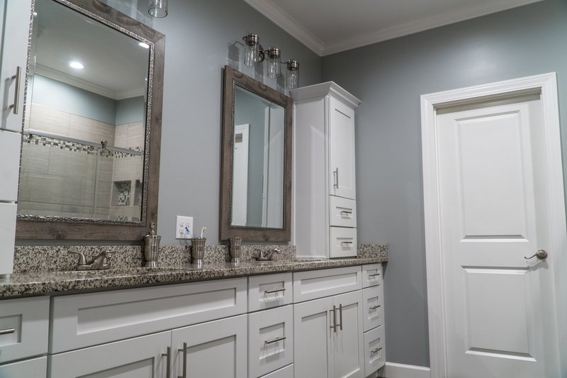 Home Plan - Interior - Master Bathroom for Craftsman House Plan #17-2569 - 3 bed, 2.5 bath