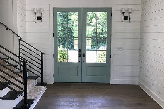 Interior - Entry for Traditional House Plan #437-83 - 4 bed, 3.5 bath