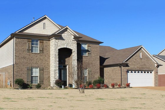 3400 square foot traditional home