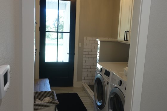 Interior - Laundry for Farmhouse House Plan #48-943 - 3 bed, 2.5 bath