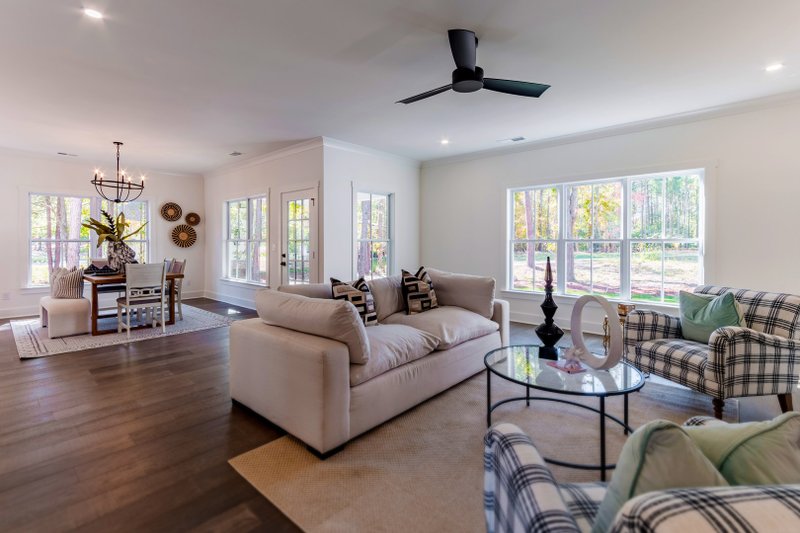 Dream House Plan - Interior - Family Room 1 for Farmhouse House Plan #461-108 - 4 bed, 3.5 bath