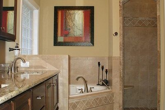 Interior - Master Bathroom for Traditional House Plan #56-164 - 3 bed, 3 bath