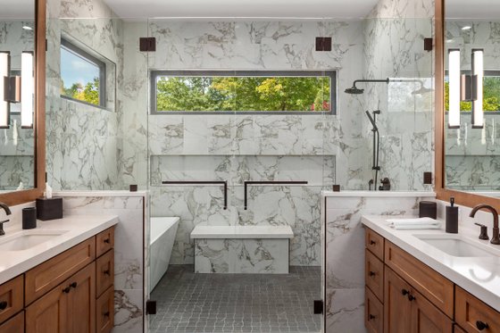 Interior - Master Bathroom for Craftsman House Plan #938-147 - 3 bed, 3.5 bath
