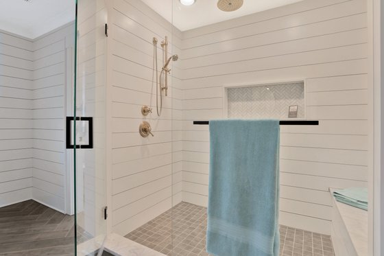 Interior - Master Bathroom for Country House Plan #1080-3 - 4 bed, 3.5 bath