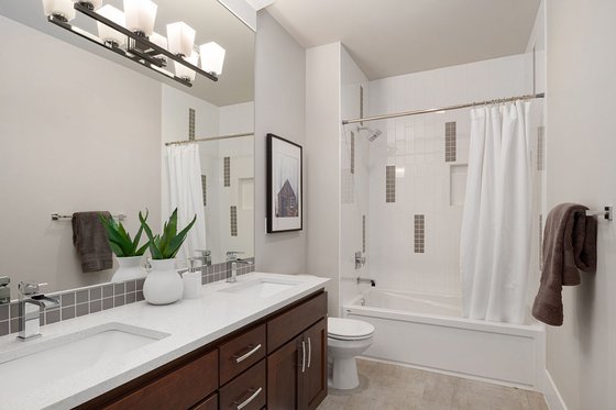 Interior - Bathroom for Contemporary House Plan #1066-14 - 5 bed, 4.5 bath