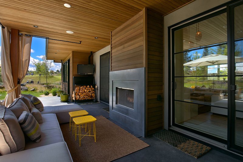 Architectural House Design - Exterior - Covered Porch for Contemporary House Plan #892-21 - 3 bed, 3.5 bath
