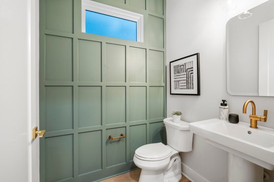 Interior - Bathroom 2 for Farmhouse House Plan #1085-5 - 3 bed, 3.5 bath