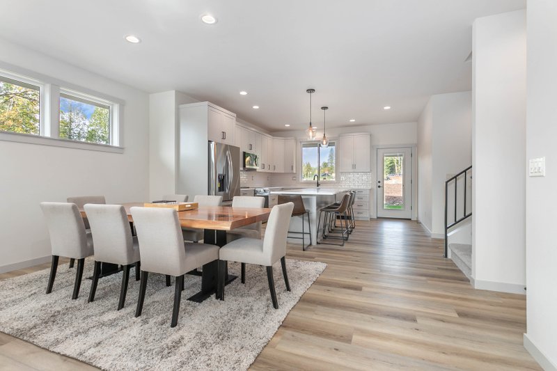 House Blueprint - Interior - Dining Room for Contemporary House Plan #1070-273 - 4 bed, 2.5 bath