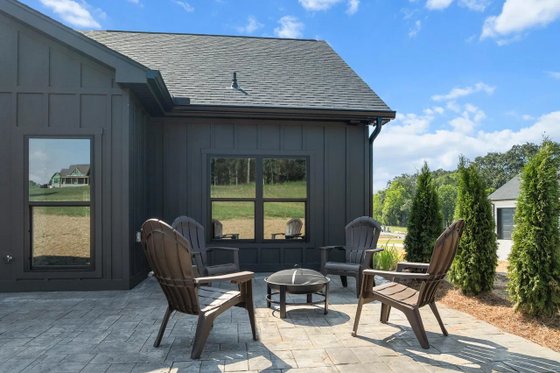 Exterior - Other Elevation 3 for Traditional House Plan #123-123 - 4 bed, 3.5 bath